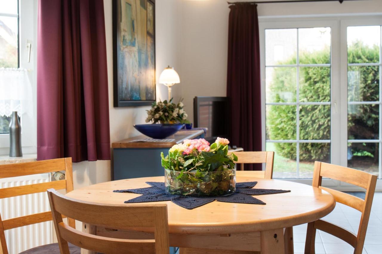 Haus Tjalk Ferienhaus Tjalk Links Norddeich  Extérieur photo